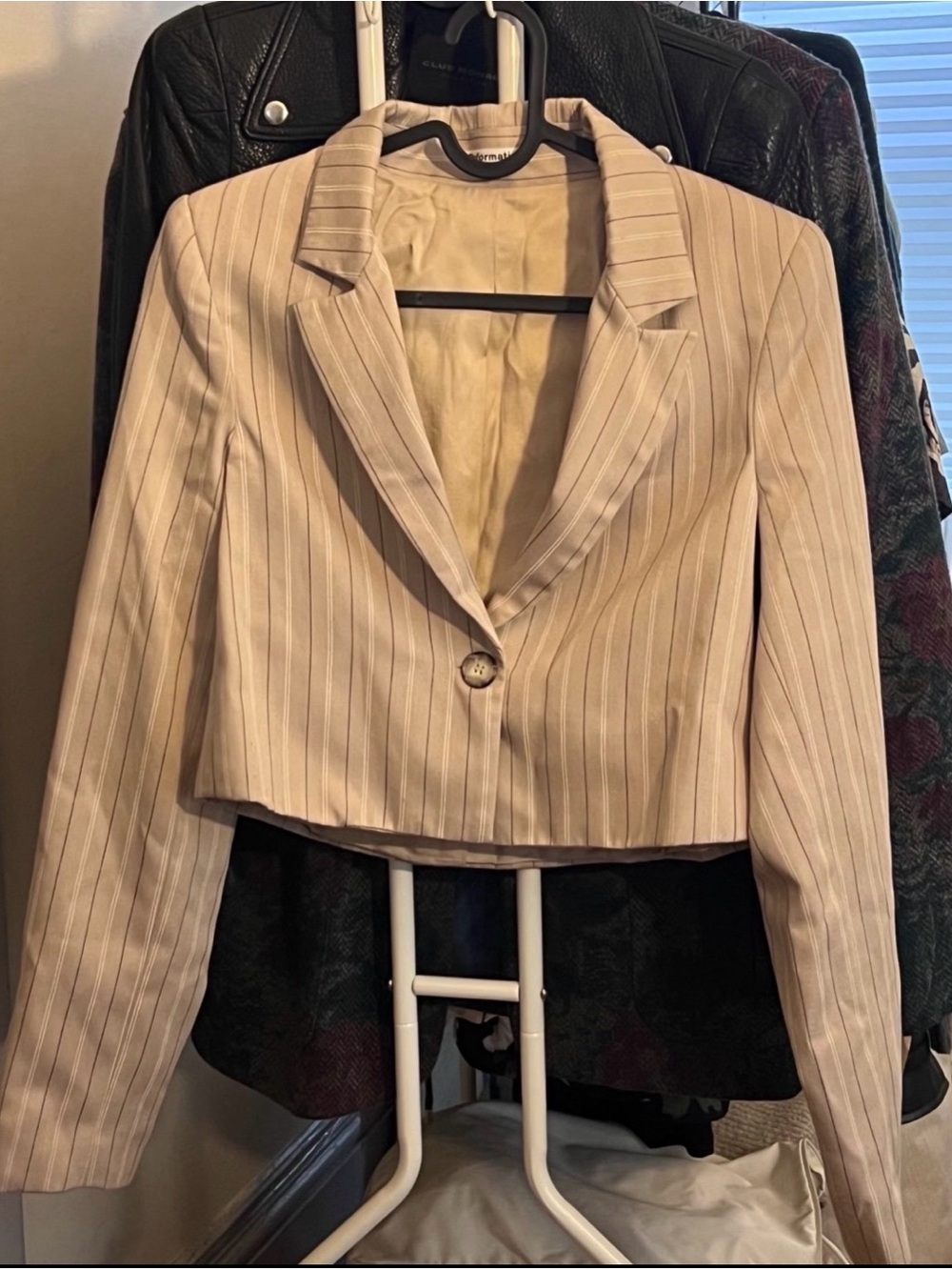 Reformation Cropped Blazer -size xs